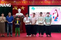 Những người mẹ thứ hai