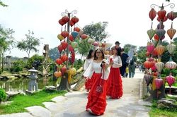 Tổng Liên đoàn Lao động đồng ý đề xuất hoán đổi ngày làm việc dịp nghỉ lễ 30/4 và 1/5