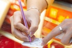 Giá vàng tăng sát mốc 85 triệu đồng/lượng, động thái bất ngờ của 'nhà vàng'