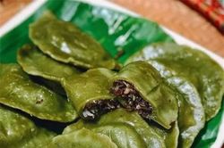 Loại cỏ mọc hoang chỉ mùa xuân mới có, xưa cho gà vịt ăn, nay được săn lùng với giá nửa triệu/kg vẫn tranh nhau mua
