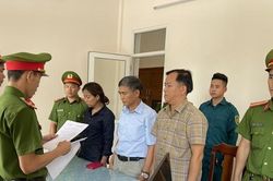 Bắt 3 nguyên trưởng phòng giáo dục ở Quảng Nam