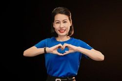 Nhà báo, chuyên gia truyền thông Trần Toản mong dùng ngòi bút giúp thay đổi nhiều số phận