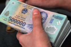 Lãi suất BIDV, VPBank và Eximbank mới nhất: Gửi 200 triệu đồng nhận bao nhiêu tiền là cao nhất?