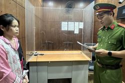 Khởi tố, tạm giam cô gái bắt cóc 2 bé gái ở phố đi bộ Nguyễn Huệ