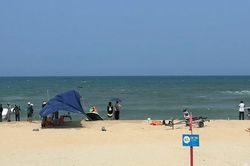 Anh em song sinh mất tích khi tắm biển ở Đà Nẵng