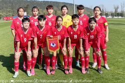 Thi đấu nỗ lực, đàn em Huỳnh Như và Thanh Nhã vẫn thua đậm trước đối thủ mạnh ở giải quốc tế