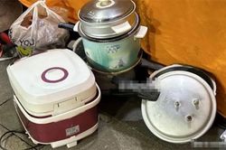 Dù bạn có tiền hay không thì cũng đừng bán nồi cơm điện đã qua sử dụng, giữ lại có thể giúp ích rất nhiều, vừa tiết kiệm tiền lại rất thiết thực
