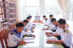 Lữ đoàn 101 hưởng ứng Ngày sách và Văn hóa đọc Việt Nam