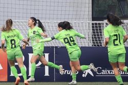Huỳnh Như đã giải tỏa cơn khát ghi bàn, Lank FC vẫn bại trận đầy tiếc nuối
