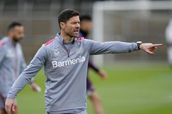 Xabi Alonso: Học trò của những HLV lớn nay đã trở thành một chiến lược gia đại tài