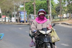 Dự báo thời tiết TP.HCM hôm nay 16/4: Nắng nóng gia tăng