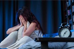 Bí quyết lựa chọn thực phẩm bổ sung giúp ngủ ngon, cải thiện tinh thần