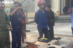 Ngăn chặn kịp thời nhóm người lừa các cụ già mua hàng giá cao dưới vỏ bọc 'tặng quà'