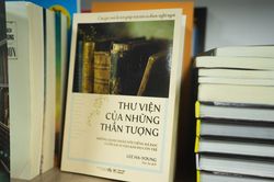 'Thư viện của những thần tượng' mừng Ngày Sách Việt Nam