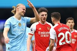 Man City lại đang khiến Arsenal và Liverpool nản chí