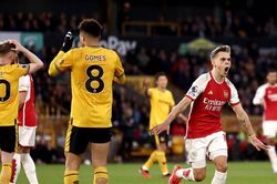 Arsenal: Sự thức tỉnh cần thiết