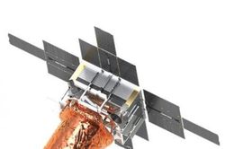 Hàn Quốc cùng Mỹ tập trận chung trong không gian, lần đầu tiên phóng một vệ tinh nano lên quỹ đạo