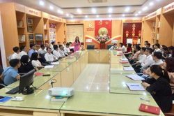 Vận dụng tư tưởng Hồ Chí Minh về 'Khát vọng phát triển đất nước phồn vinh, hạnh phúc' vào công tác giảng dạy chính trị