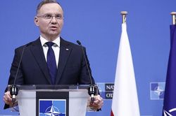 Ba Lan sẵn sàng tiếp nhận vũ khí hạt nhân của NATO