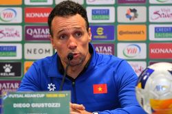 'Đội tuyển Việt Nam còn cơ hội tranh vé dự World Cup'