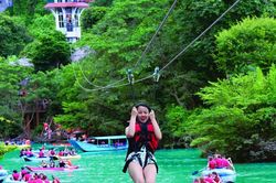 Đến Quảng Bình khám phá kỳ quan thiên nhiên thế giới quy mô nhất tại Việt Nam