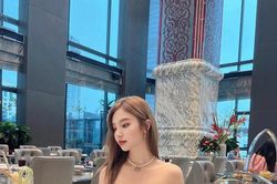 Hot girl đời đầu Hà thành chuyển mình thành 'phú bà' giàu có