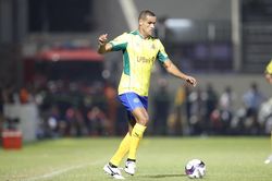 CAHN tung đội hình cực mạnh, Rivaldo và đồng đội Brazil bất lực trước nhà vô địch V-League