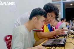 Dạy tin học cho học viên khiếm khuyết