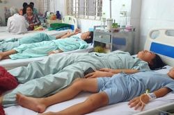 Long Khánh - Đồng Nai: 200 người bị ngộ độc do ăn bánh mì
