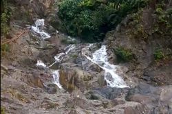 Nam thanh niên tử vong khi tắm suối