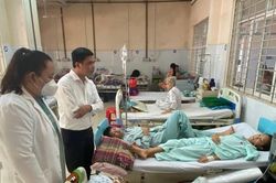 Đồng Nai: Số người nhập viện sau khi ăn bánh mì tăng lên 328