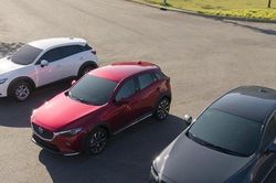 Mazda tăng giá niêm yết một số mẫu xe 'đắt khách'