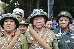 Góc nhìn 365: Chờ thêm những cuộc 'hành hương'