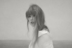 Taylor Swift tiếp tục giữ quán quân trên Billboard 200