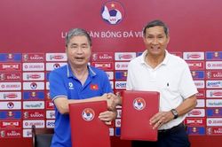 Tin nóng thể thao tối 10/5: HLV Mai Đức Chung tiết lộ lý do trở lại, Arsenal lên kế hoạch... rước cúp