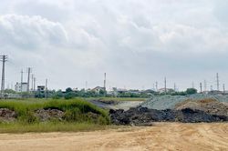 Huyện Hưng Nguyên đối thoại với các hộ dân trước khi cưỡng chế bàn giao đất cho nhà đầu tư thực hiện Dự án VSIP