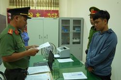 Khởi tố cặp vợ chồng tổ chức cho người khác trốn đi nước ngoài