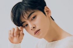 Cha Eun Woo chia sẻ chuyện được tuyển dụng khi còn là thiếu niên và bức ảnh thời đi học
