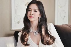 Choáng với những lần Song Hye Kyo tậu nhà trăm tỷ tặng một người đặc biệt