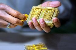 Đấu thầu vàng có phải giải pháp căn cơ bình ổn thị trường?