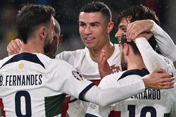 Sau Messi, Ronaldo sắp tới Indonesia chơi bóng
