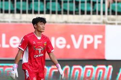 Bùi Tiến Dũng tái hiện 'khoảnh khắc Thường Châu' giúp HAGL hòa đội đầu bảng V-League, HLV Kim Sang Sik nhận tin vui