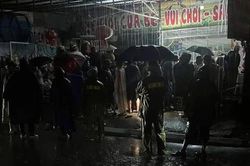 Sạt lở đất do mưa lớn, 3 trẻ em tử vong tại Ba Vì