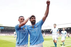 Tottenham vs Man City: Arsenal đã gọi, liệu Man City có trả lời?