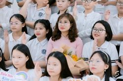 Đề xuất xếp tiền lương nhà giáo cao nhất trong hệ thống lương hành chính sự nghiệp