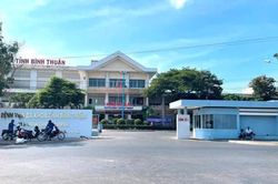 Hơn 50 khách du lịch nghi ngộ độc hải sản ở Phan Thiết