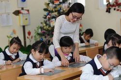 Tiền lương của nhà giáo được ưu tiên xếp cao nhất trong hệ thống thang bảng lương