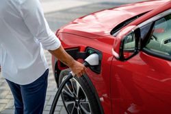 Khách hàng VinFast sẽ sử dụng mạng lưới 700.000 cổng sạc tại châu Âu