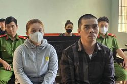 Xét xử kín vụ mẹ ruột và người tình bạo hành bé trai 3 tuổi