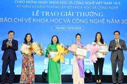 Trao tặng Giải thưởng báo chí về khoa học, công nghệ năm 2023